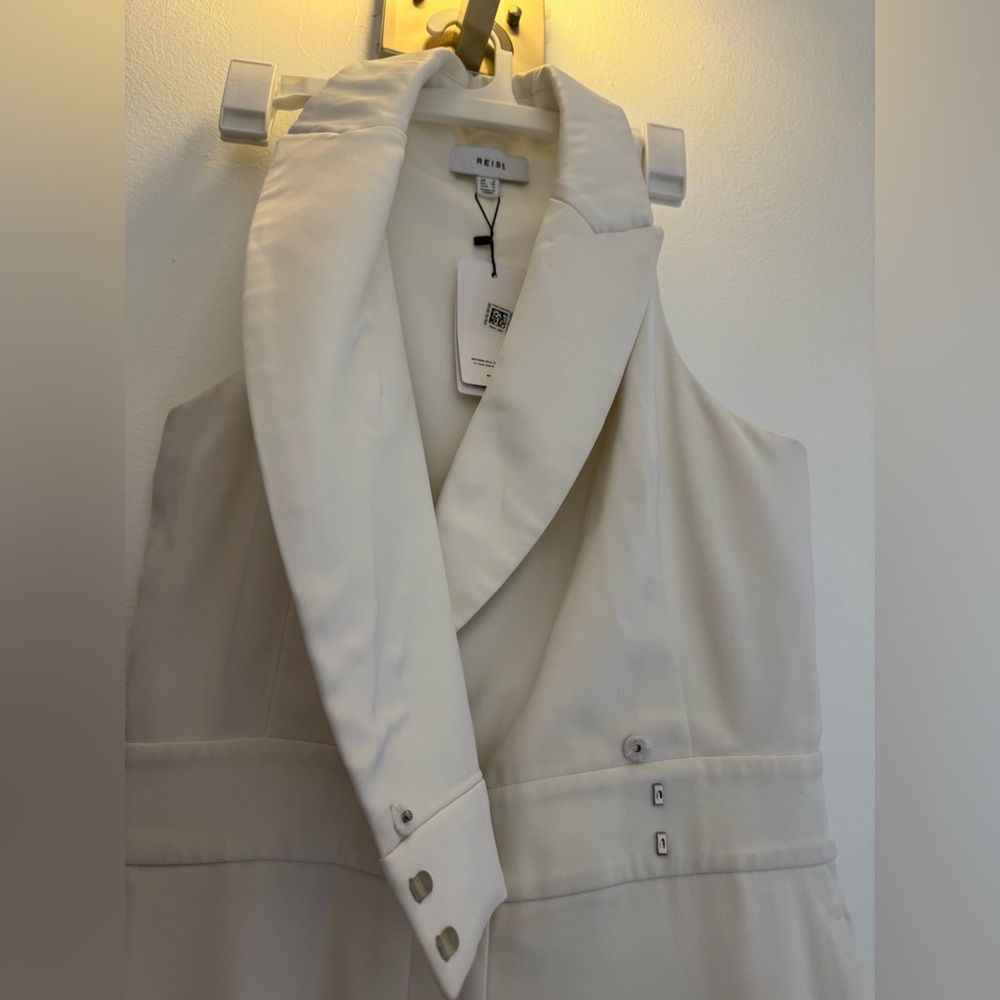 LAINEY DOUBLE BREASTED SATIN TUX JUMPSUIT IN WHITE SIZE 4 NWT - Picture 3 of 11